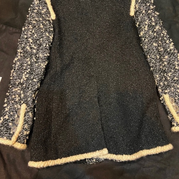 Chanel Jacket - Picture 3 of 7